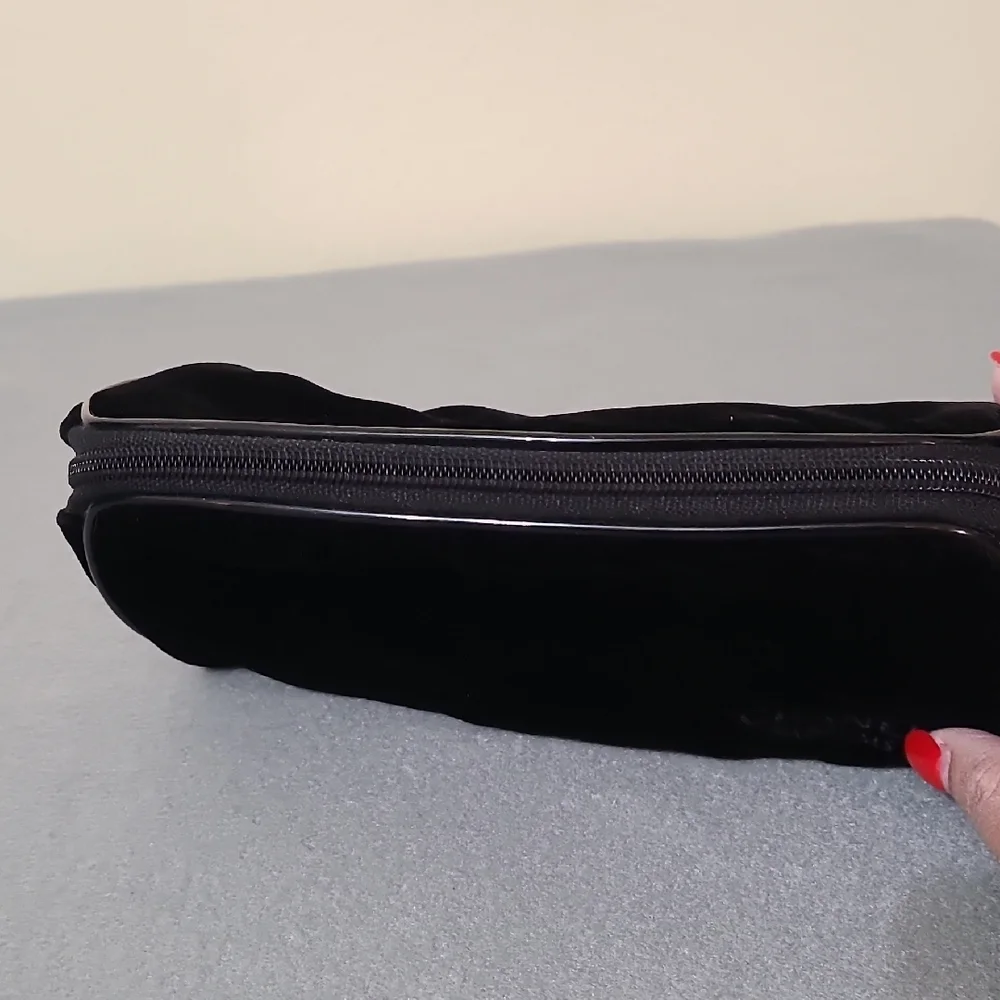 CHANEL Parfums Black‎ Velvet Cosmetic Makeup Bag